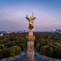 victory_column_frontal