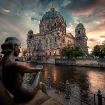 berlin_cathedral_dramatic_sunset