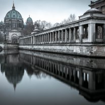 berlin_cathedral_reflection
